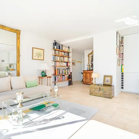 Apartament Lovely With View Paryż
