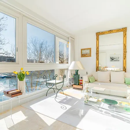 Lovely With View Paris