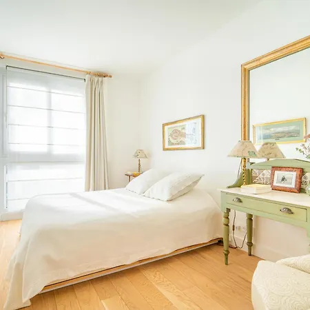 Apartamento Lovely With View