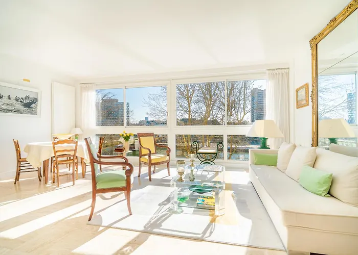 Apartment Lovely With View *